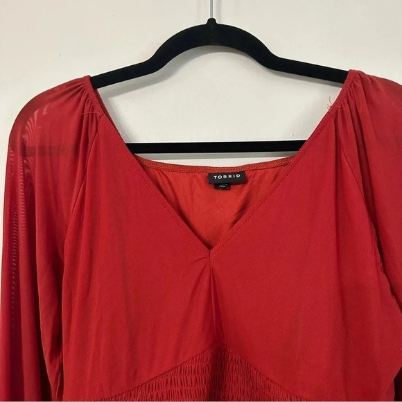 Torrid Stretch Mesh V-Neck Smocked Waist Babydoll Top Red Size 00, M, 10 GUC - Picture 3 of 9